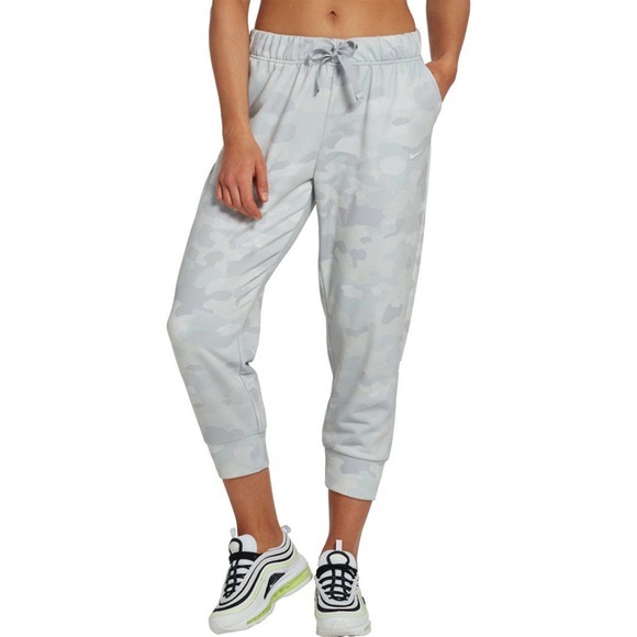 Nike Pants - Nike rebel camo jogger sweatpants ankle crop